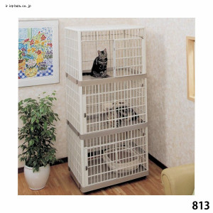 日本 IRIS 813 樹脂三層貓籠狗籠 (帶滾輪)  82.5×56.5×175.2cm